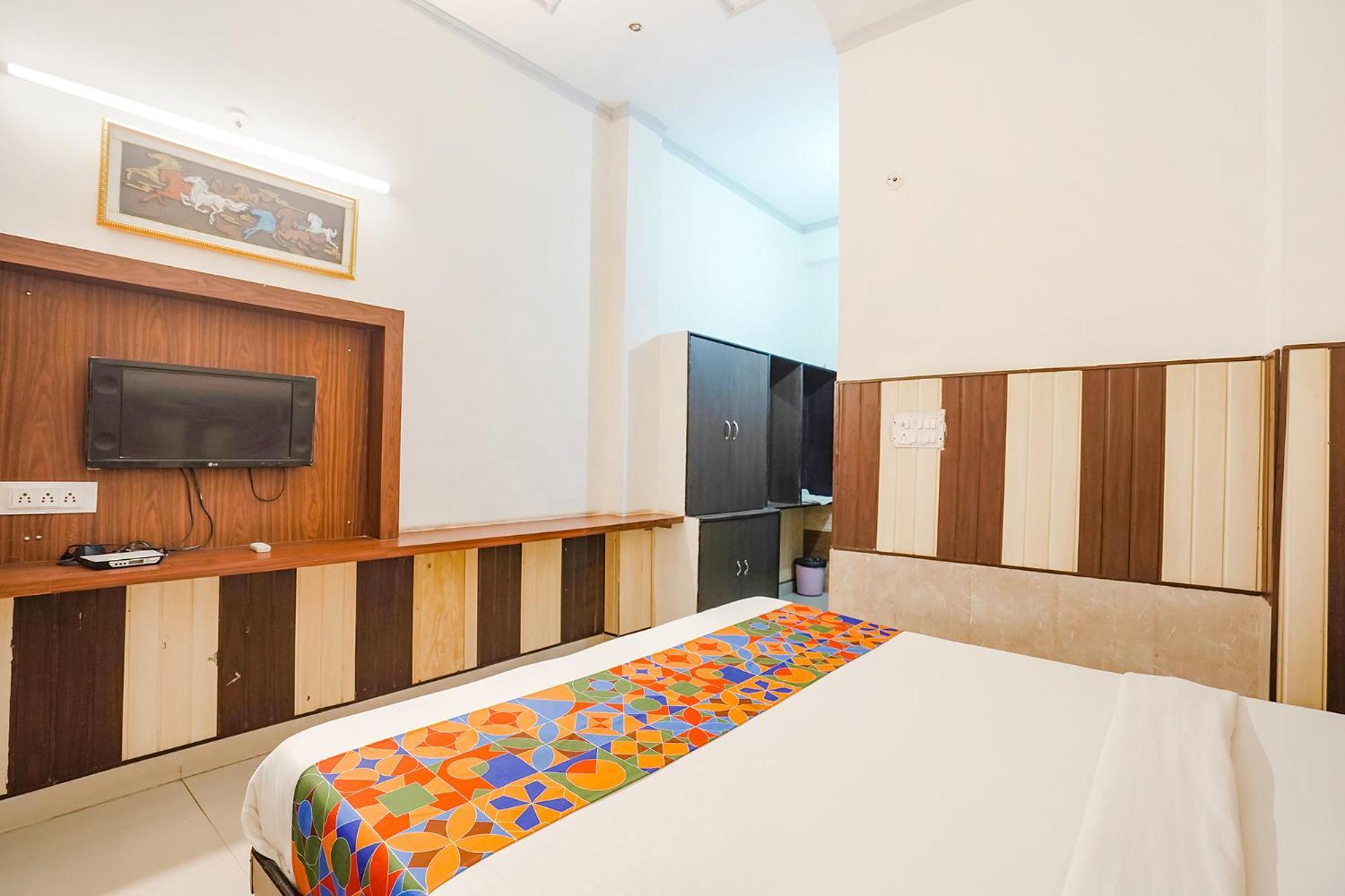 Fabhotel Prashant Palace Mysore Exterior photo